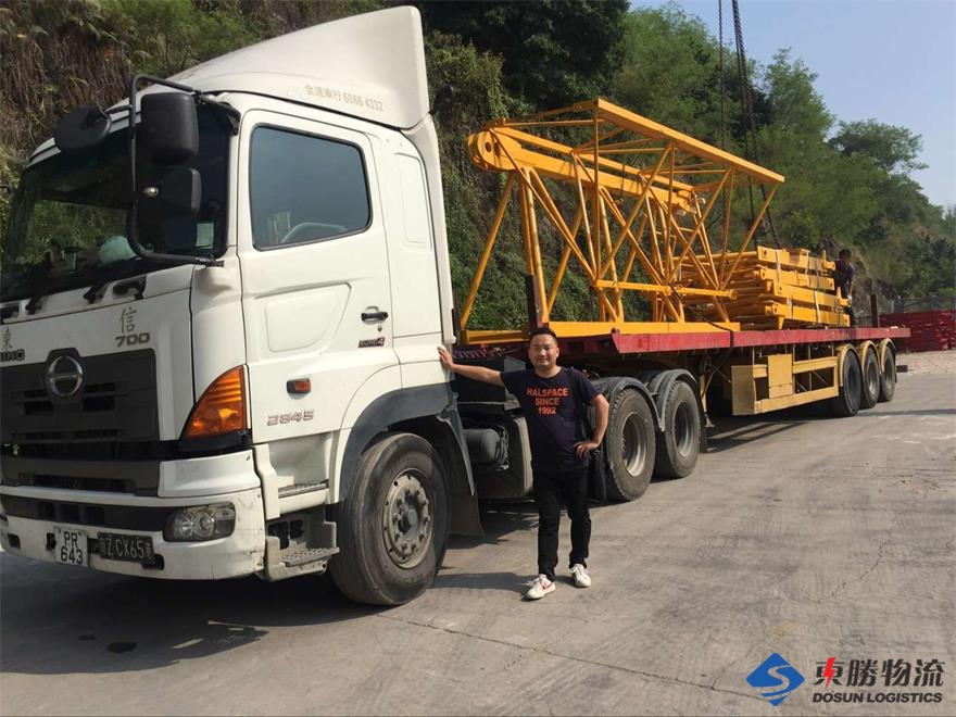 四川運輸到香港大型貨物--吊機工程運輸