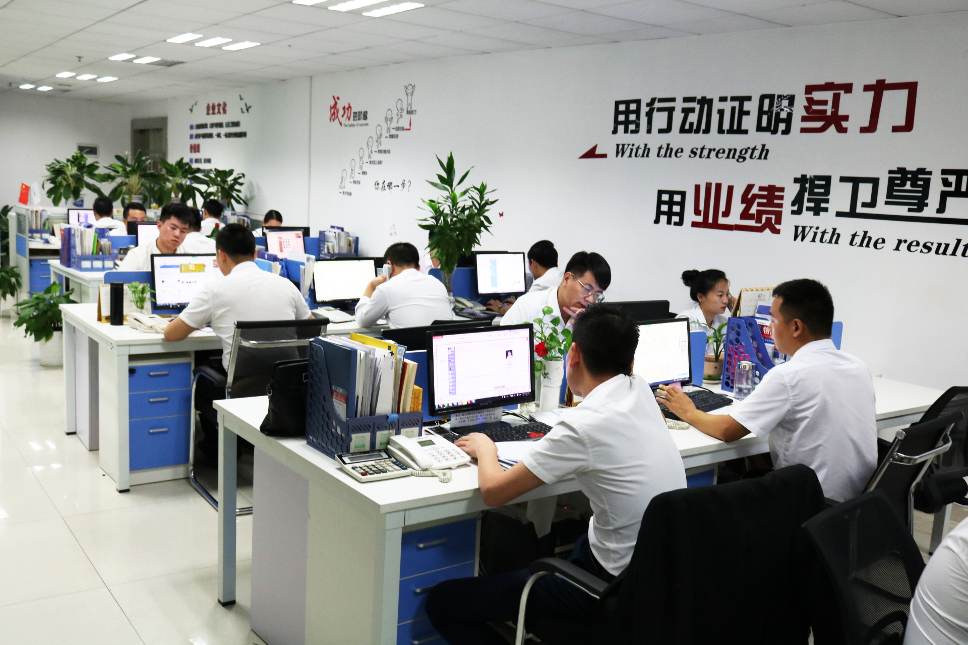 深圳到香港物流費用一覽表，深圳到香港新界物流公司-深圳東勝物流員工辦公區域