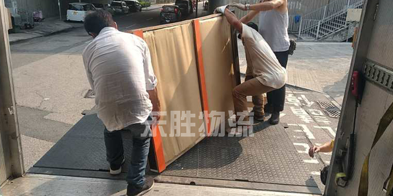 廣州貨運到香港，廣州到香港物流公司，深圳東勝物流香港送貨上樓案例圖